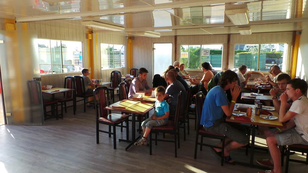 Camping De Kerurus Hotell Plounéour-Trez Eksteriør bilde