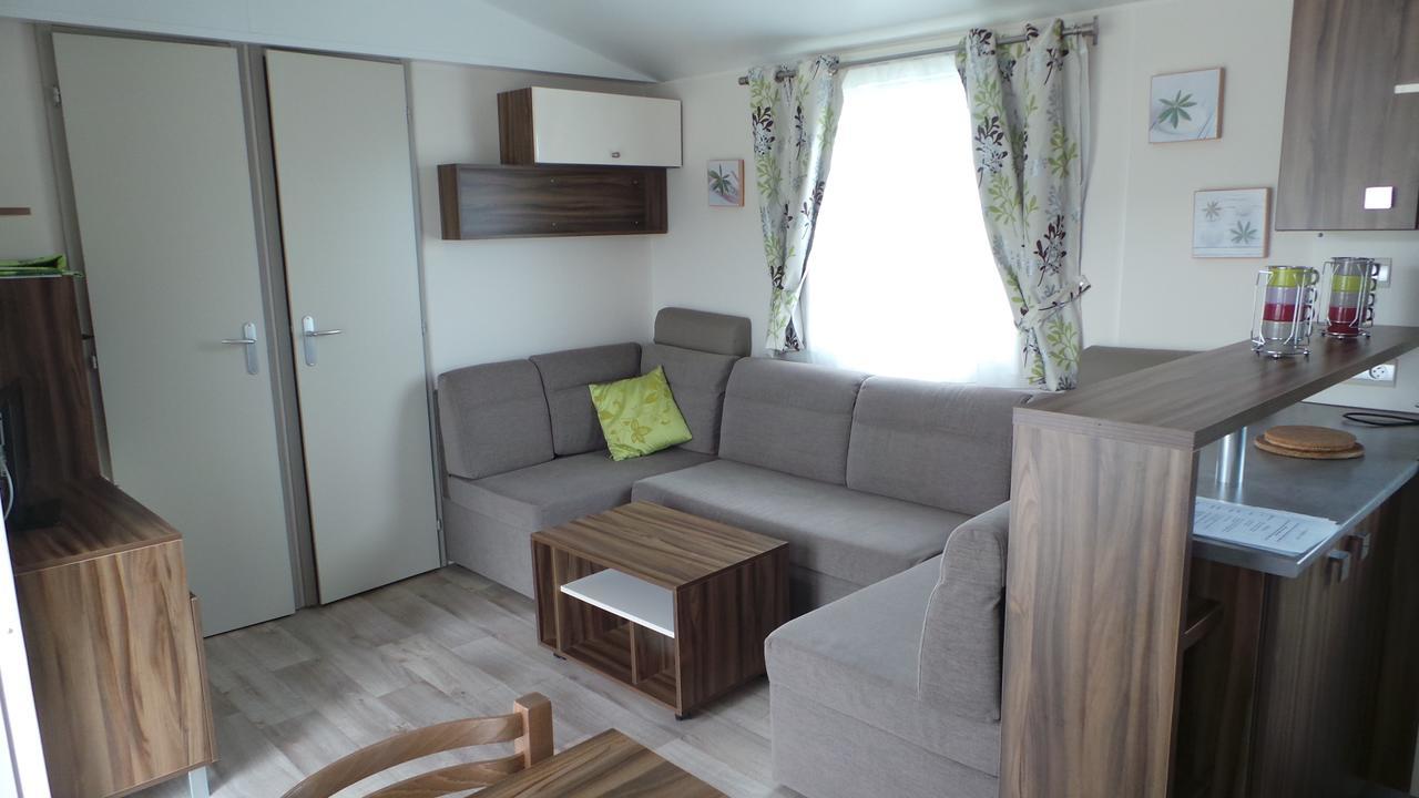 Camping De Kerurus Hotell Plounéour-Trez Rom bilde